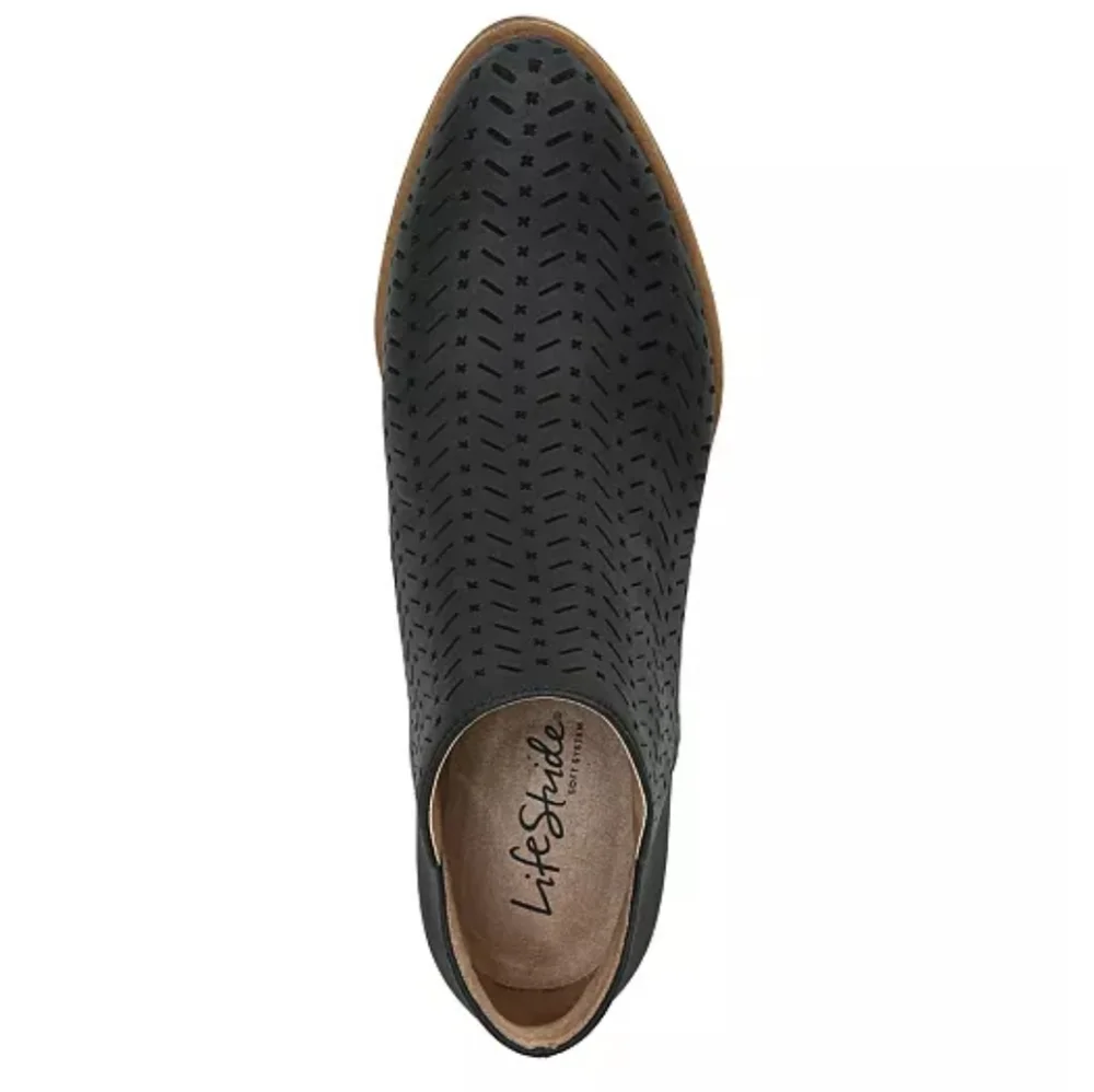 NWOT Life Stride Payton Booties